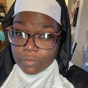 Meet your Posher, Martha